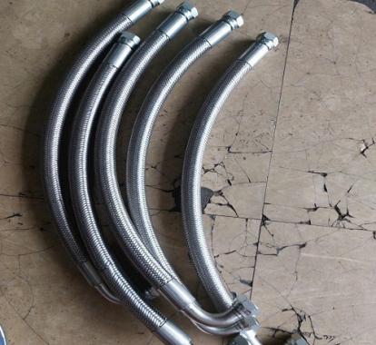 Ống Teflon hay còn gọi là ống nhựa chịu nhiệt PTFE